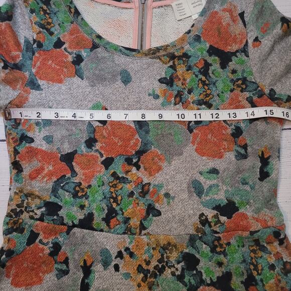 Saturday Sunday Size S Grey Muted Floral Knit Flare Dress Polka Dot Lining - Picture 9 of 12